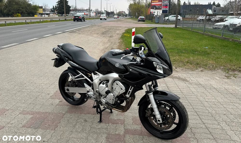 Yamaha FZ6 - 8