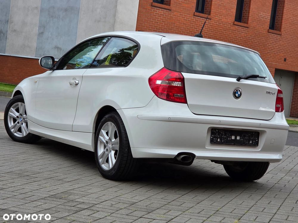 BMW Seria 1 116d DPF Edition Sport - 12