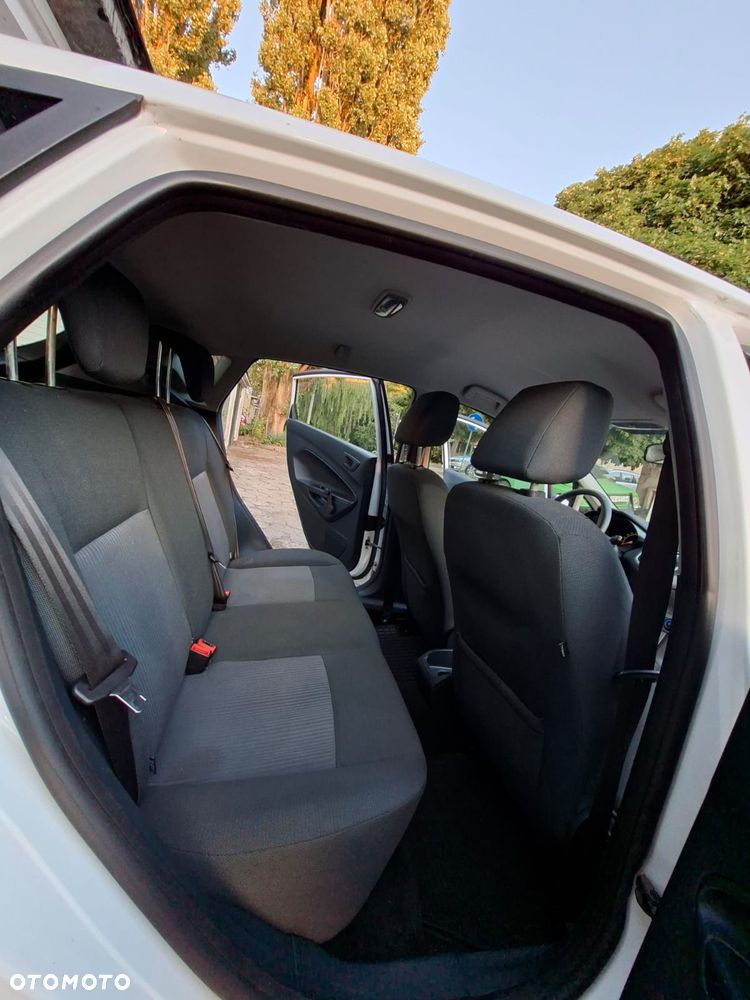 Ford Fiesta - 5