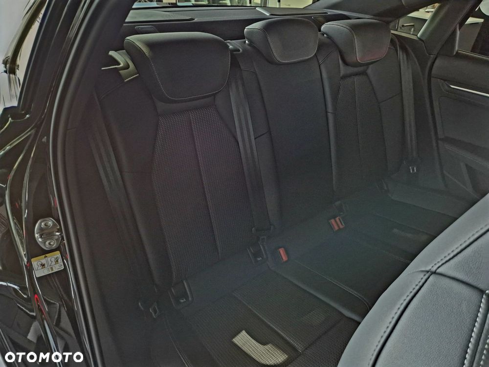 Audi A3 Limousine TFSI mHEV 110 kW S Line S tronic - 12