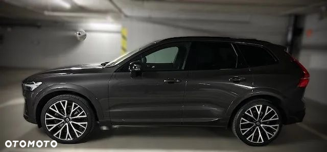 Volvo XC 60 B5 B AWD R-Design - 33