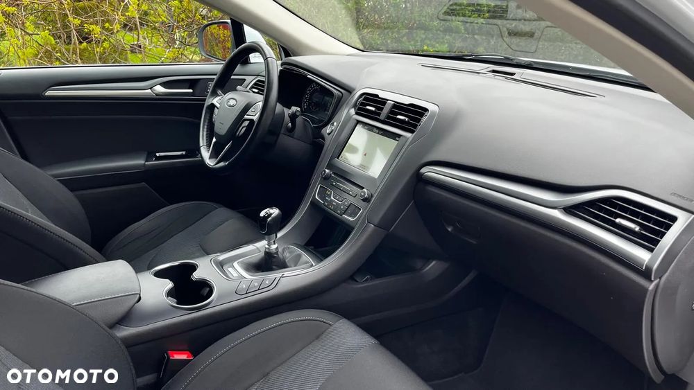Ford Mondeo SW 1.5 EcoBoost Titanium - 23