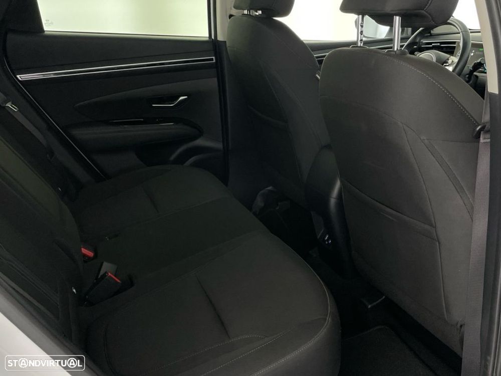 Hyundai Tucson 1.6 T-GDI HEV Premium - 25