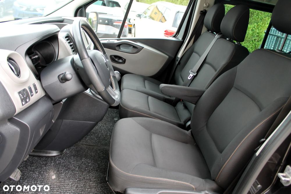 Renault Trafic 1.6 dCi 120 Grand Combi Authentique - 9