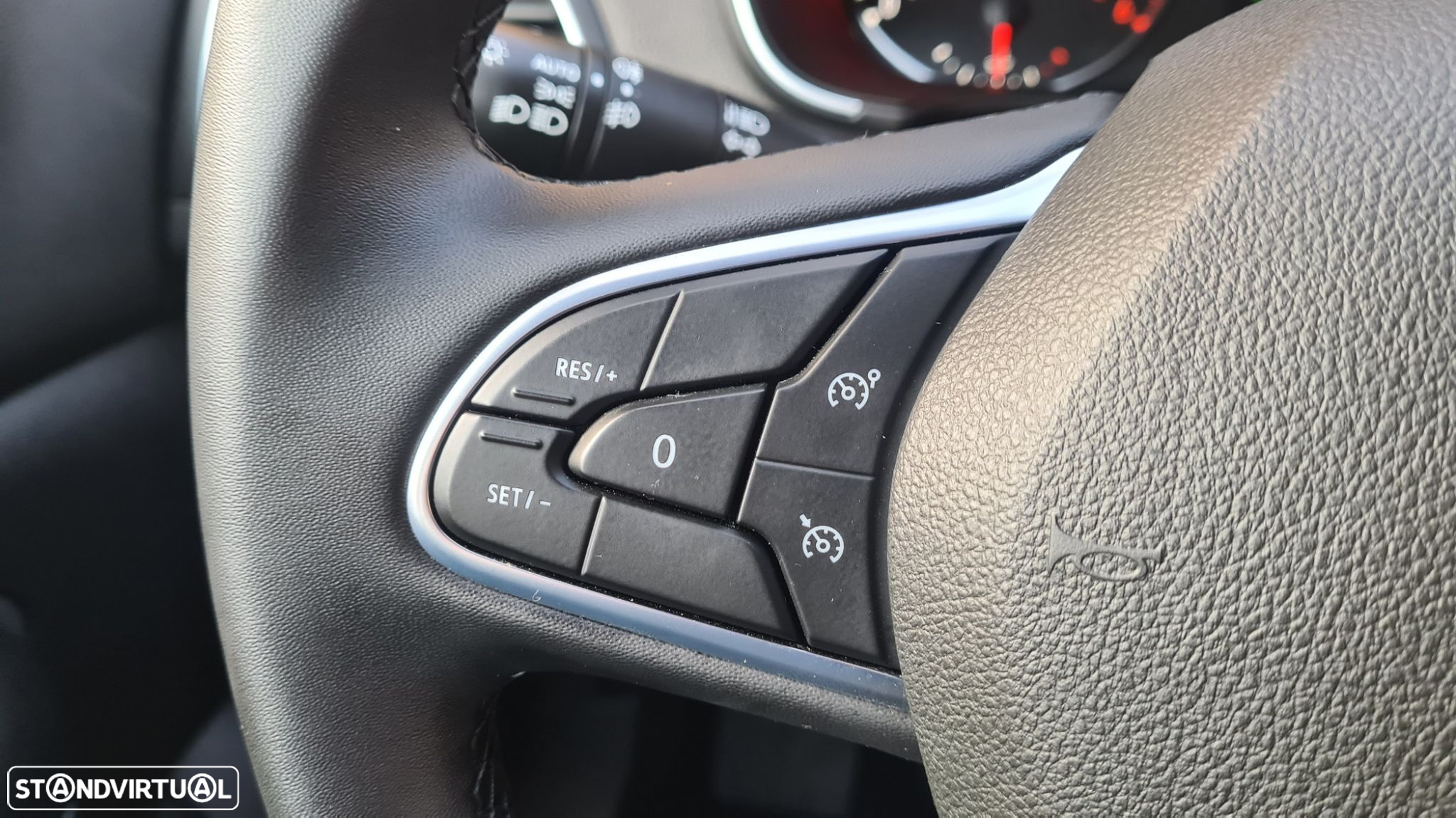 Renault Mégane 1.5 Blue dCi Intens EDC - 13