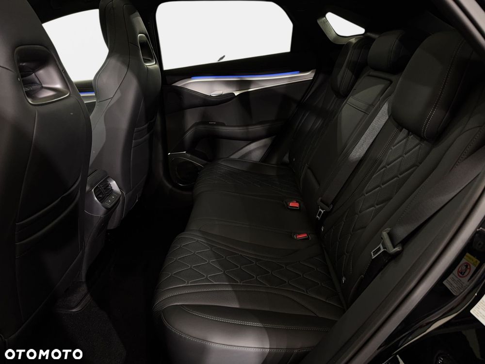 BYD Sealion 7 - 16