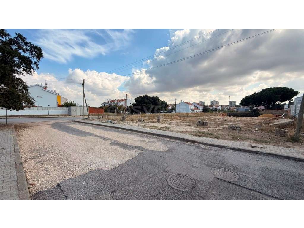 Terreno para construção | Pine Villas | Santo António da Charneca -... - Grande imagem: 4/9