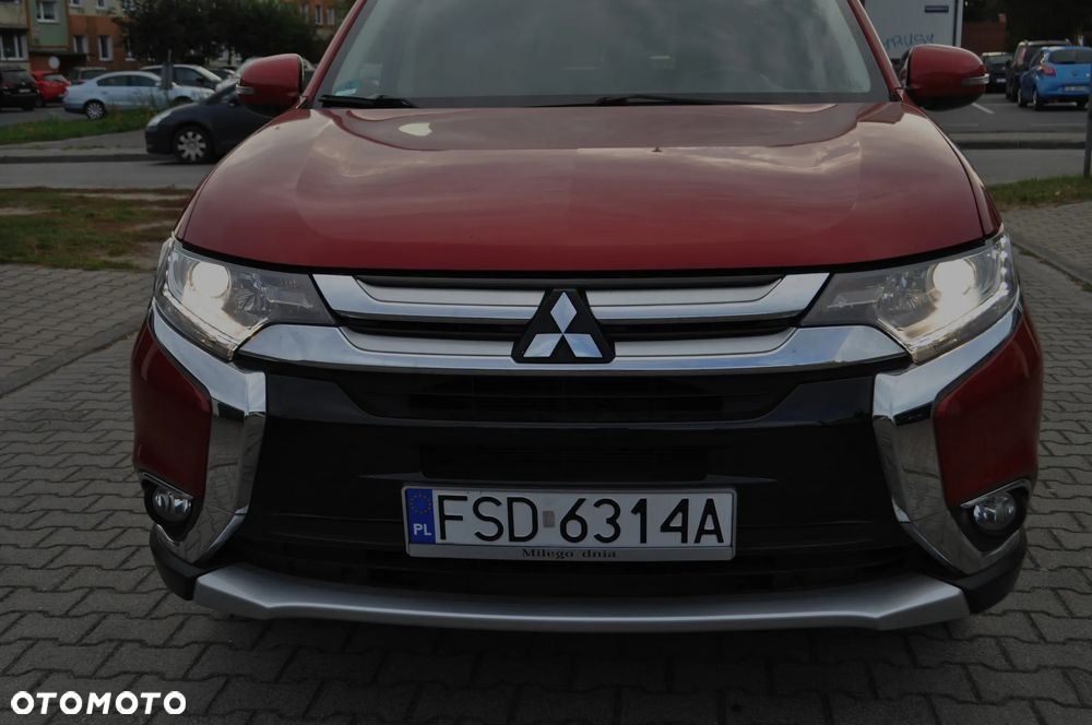 Mitsubishi Outlander 2.0 2WD Diamant Edition - 32