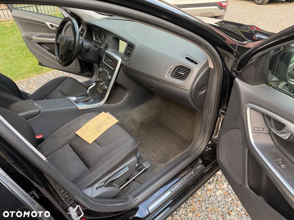 Volvo V60 D3 Geartronic Linje Business - 20