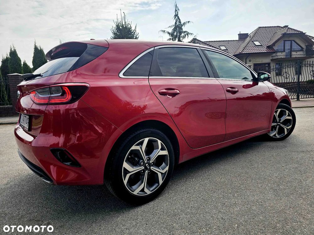 Kia Ceed 1.4 T-GDI L Business Line Plus - 12