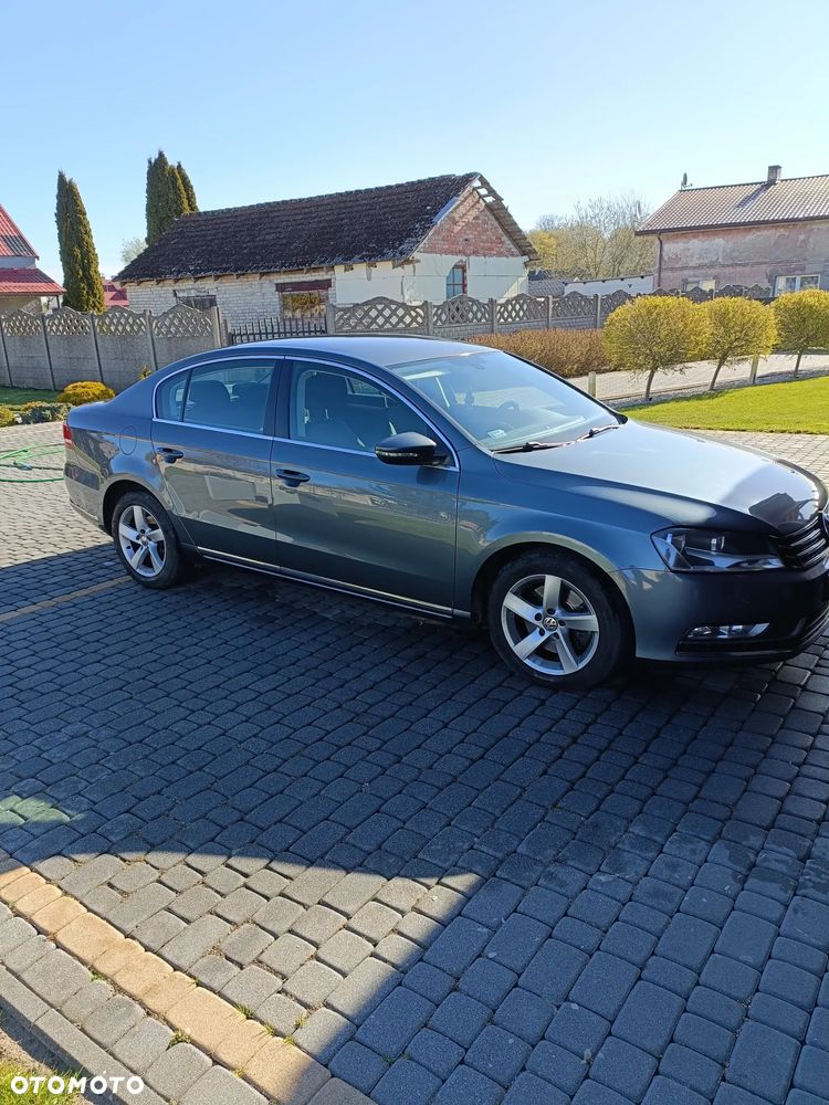 Volkswagen Passat 2.0 Blue TDI SCR Comfortline - 7