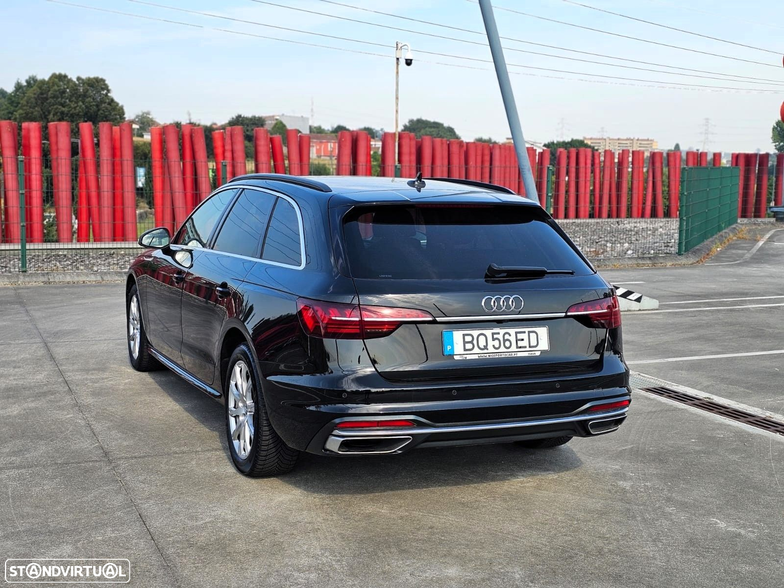 Audi A4 Avant 30 TDI S tronic - 4