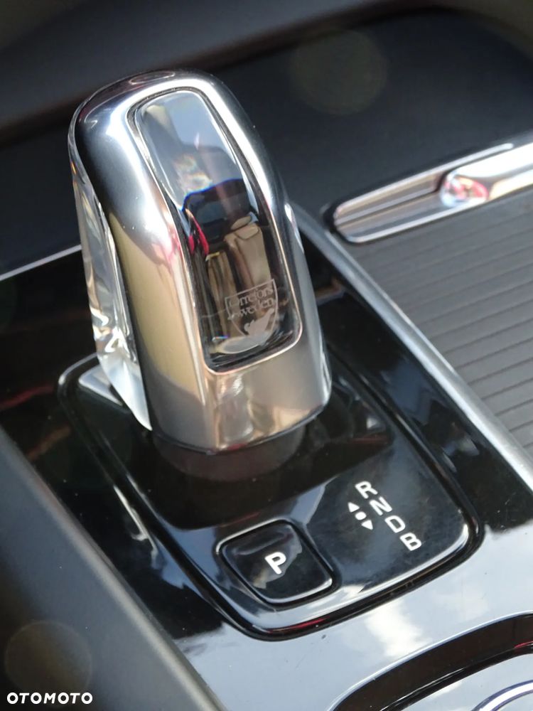 Volvo XC 60 T8 AWD Recharge Geartronic Inscription - 29