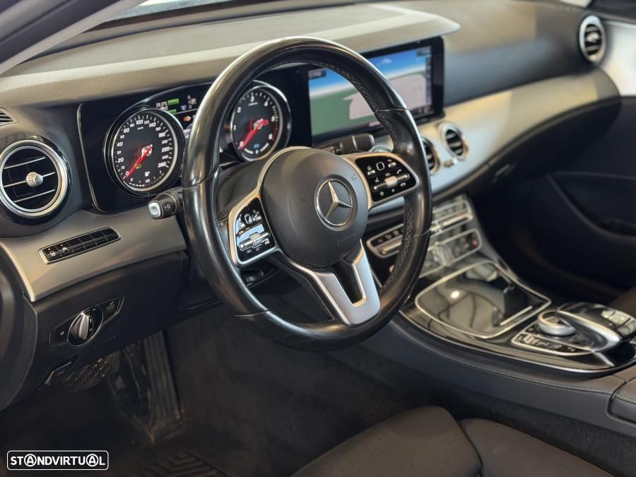 Mercedes-Benz E 300 de Avantgarde 4Matic - 7