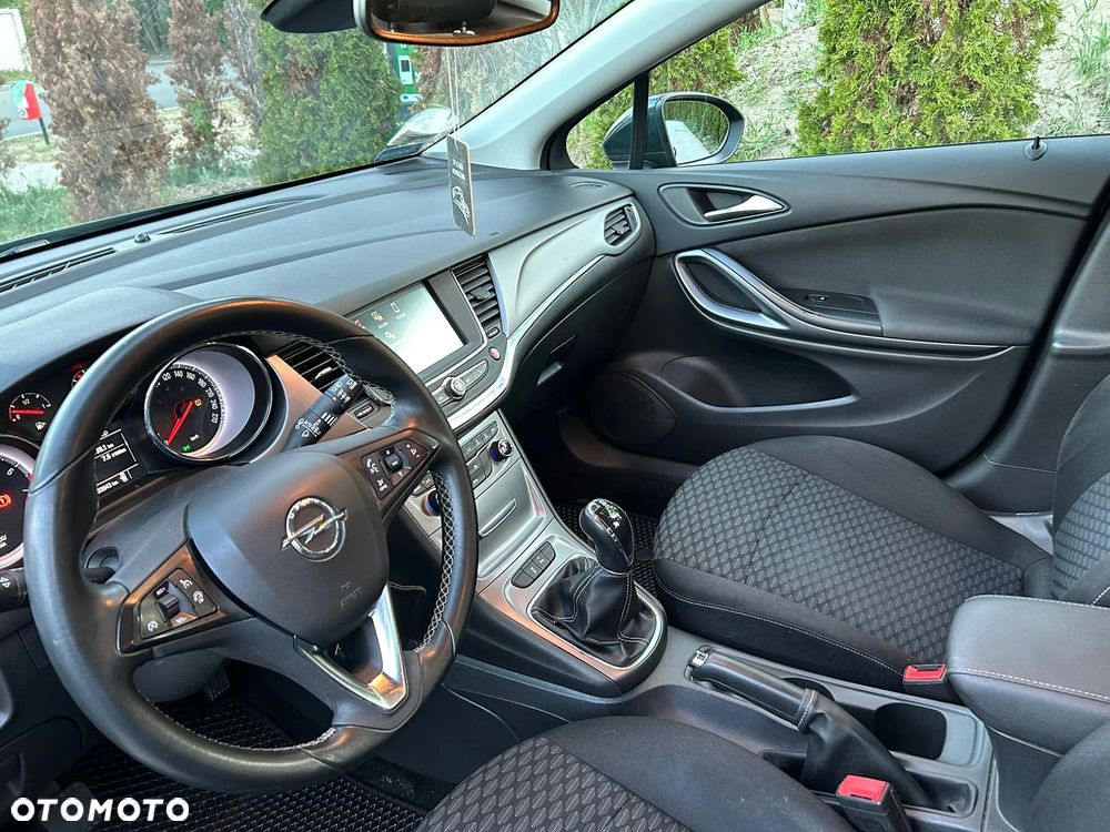 Opel Astra 1.4 T Enjoy - 12