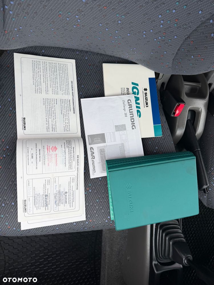 Suzuki Ignis - 39