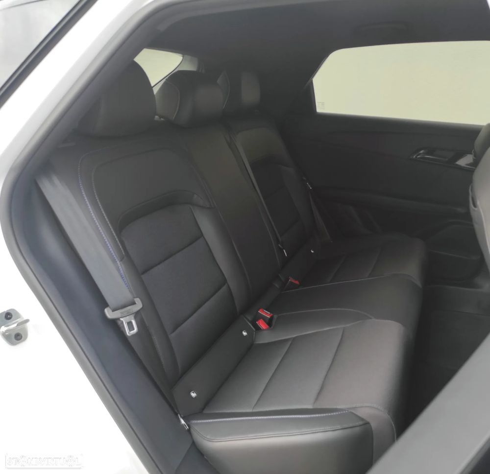 MG MG4 4 Luxury 64 kWh - 24