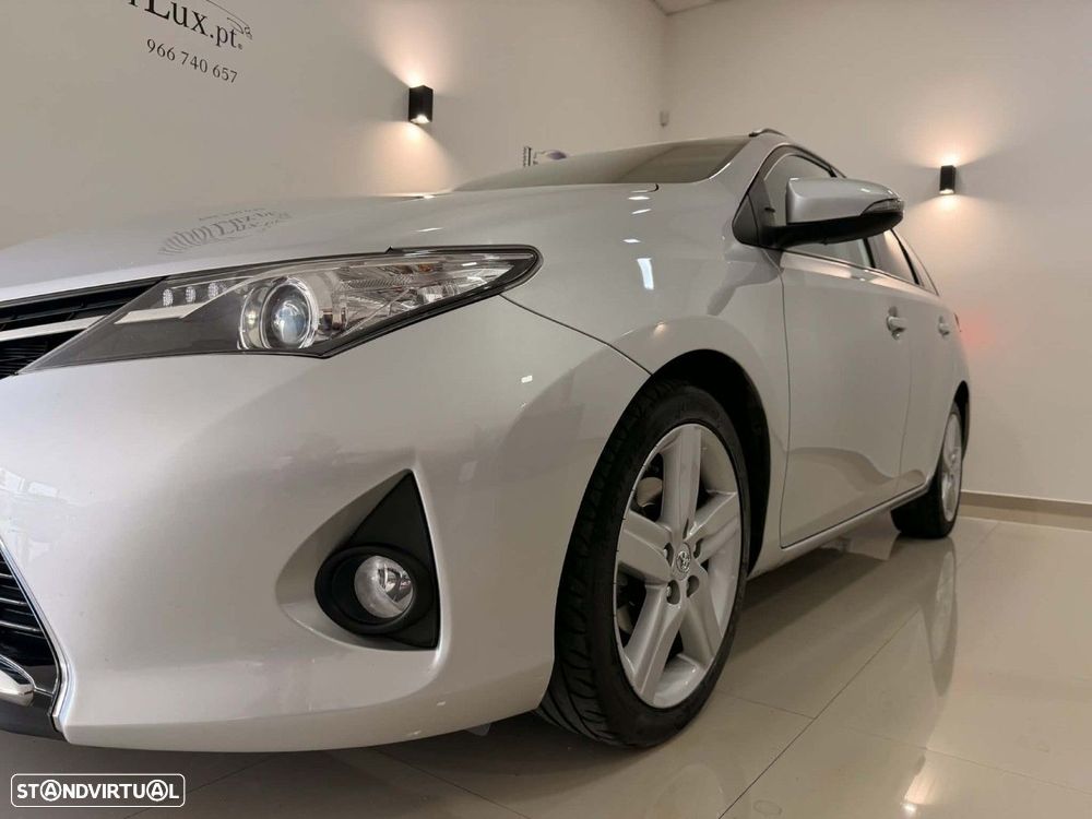Toyota Auris Touring Sports 1.4 D-4D Comfort - 5