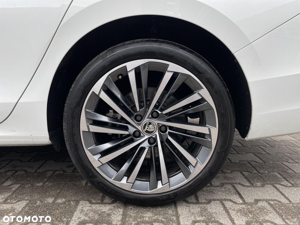 Skoda Superb 2.0 TSI 4x4 L&K DSG - 12