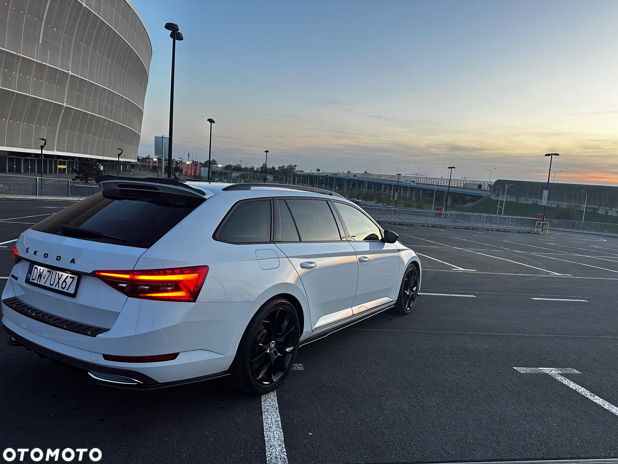 Skoda Superb 2.0 TSI Sportline DSG - 5
