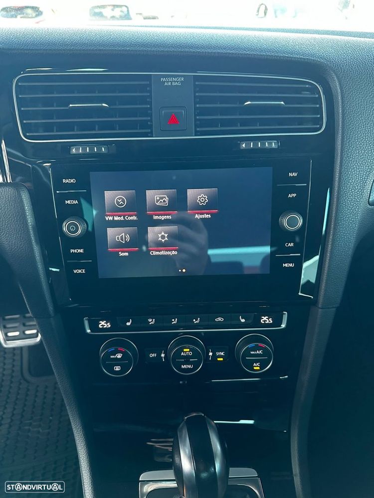 VW Golf 2.0 TSI GTI DSG Performance - 16