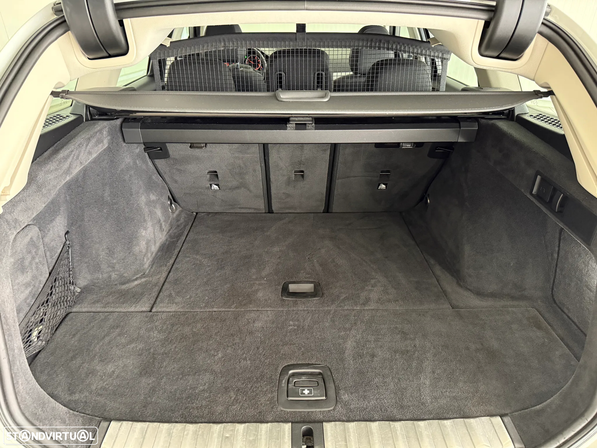 BMW 318 d Touring - 21