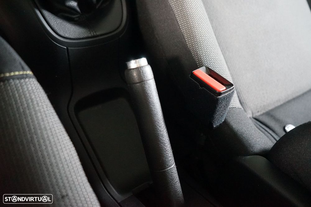 Citroën C3 1.6 BlueHDi Feel - 33