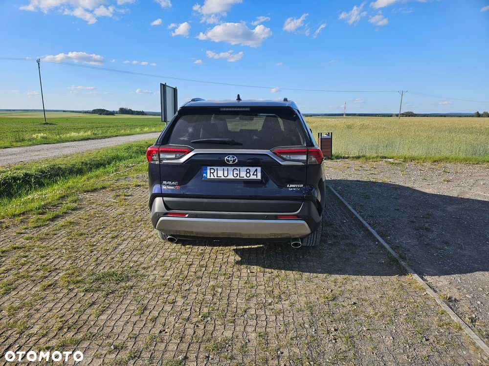 Toyota RAV4 - 6