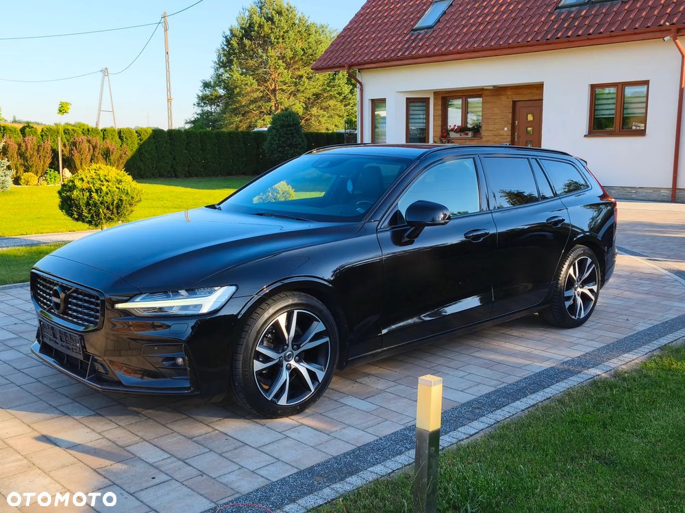 Volvo V60 D3 R-Design - 1