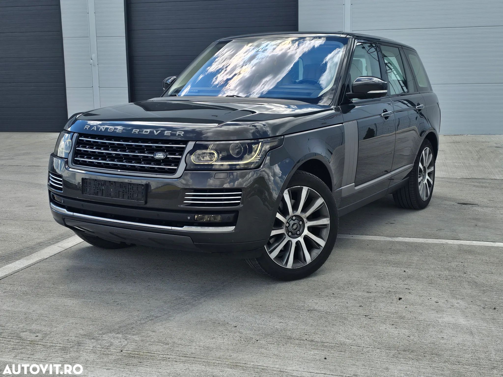 Land Rover Range Rover 3.0 I TDV6 Autobiography - 1