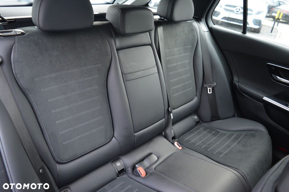 Mercedes-Benz Klasa C - 23