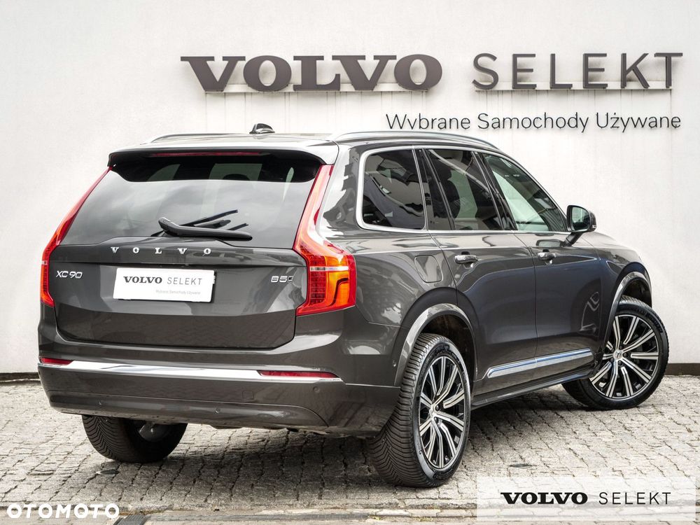 Volvo XC 90 - 9
