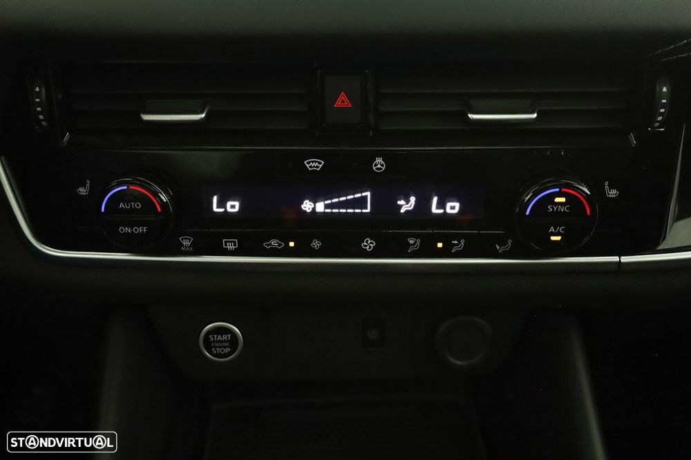 Nissan Qashqai 1.3 DIG-T N-Connecta LED Xtronic - 13