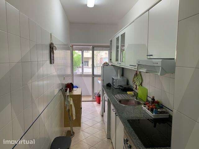 Apartamento T1 para Arrendamento | Rua Castilho | Lisboa - Grande imagem: 3/11