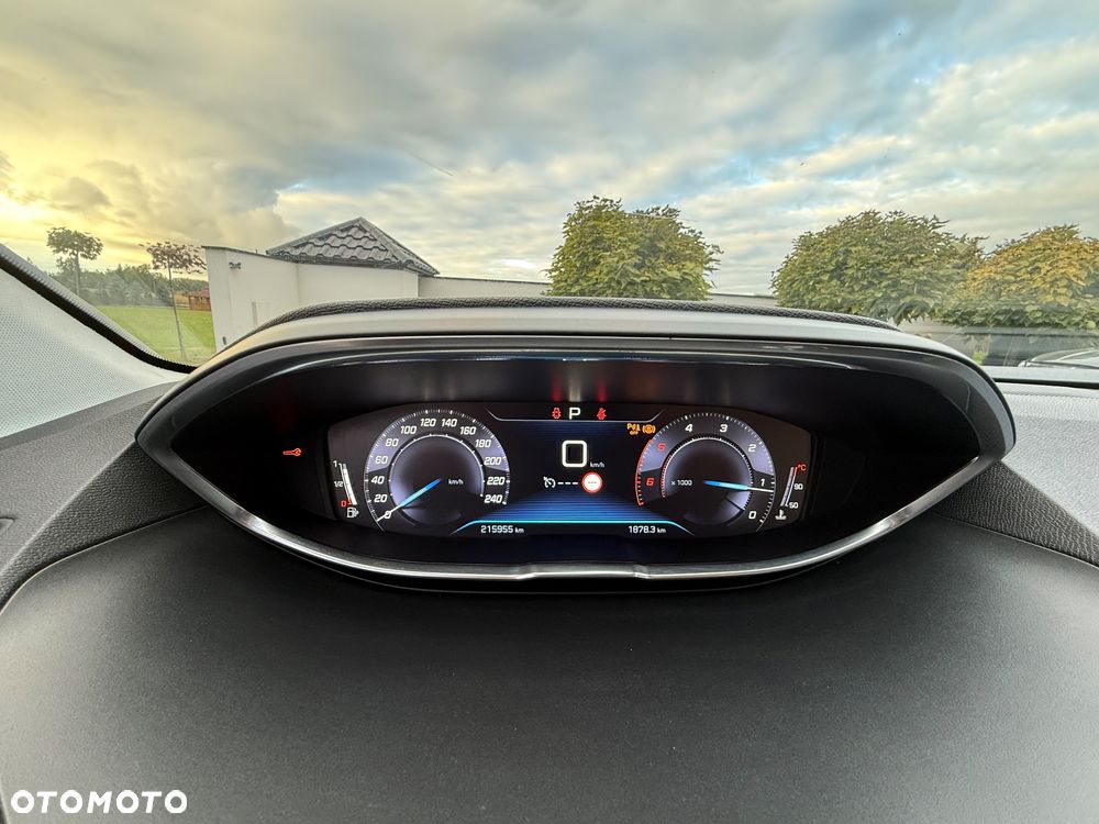 Peugeot 3008 1.5 BlueHDi Allure S&S EAT8 - 33