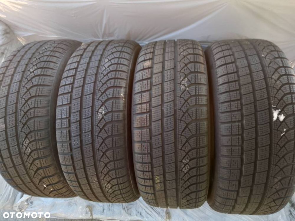 Pirelli P Zero Winter 245/50 R19 105H 2025 8mm - 1