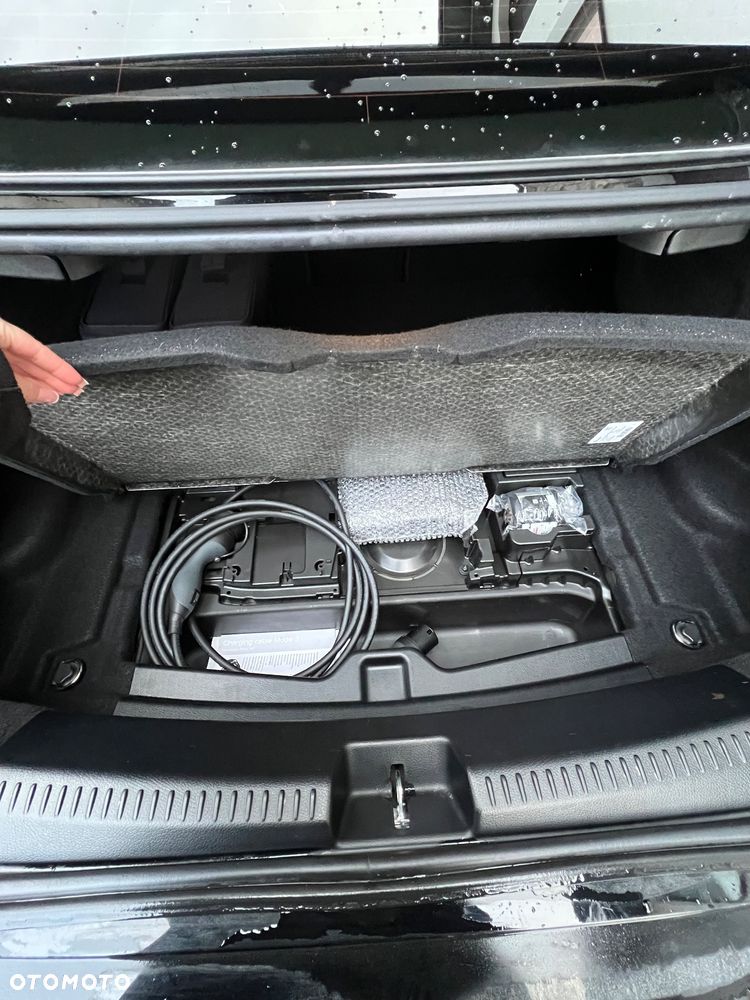 Mercedes-Benz CLA - 13