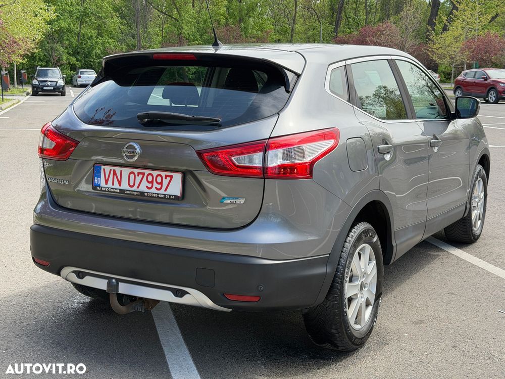Nissan Qashqai 1.6 DCI N-Connecta - 3