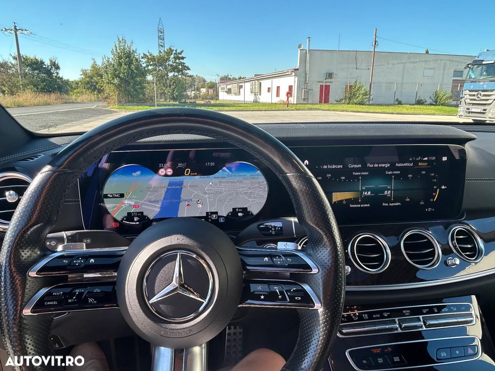 Mercedes-Benz E 300 4MATIC 9G-TRONIC AMG Line - 17