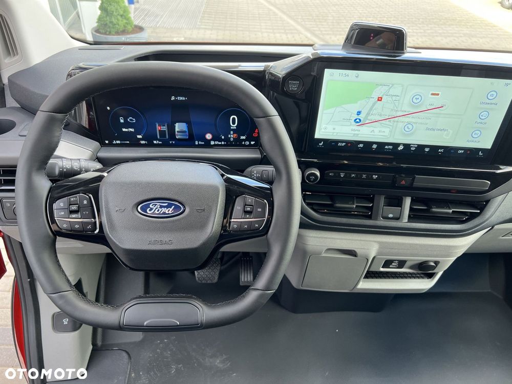 Ford Transit Custom - 13