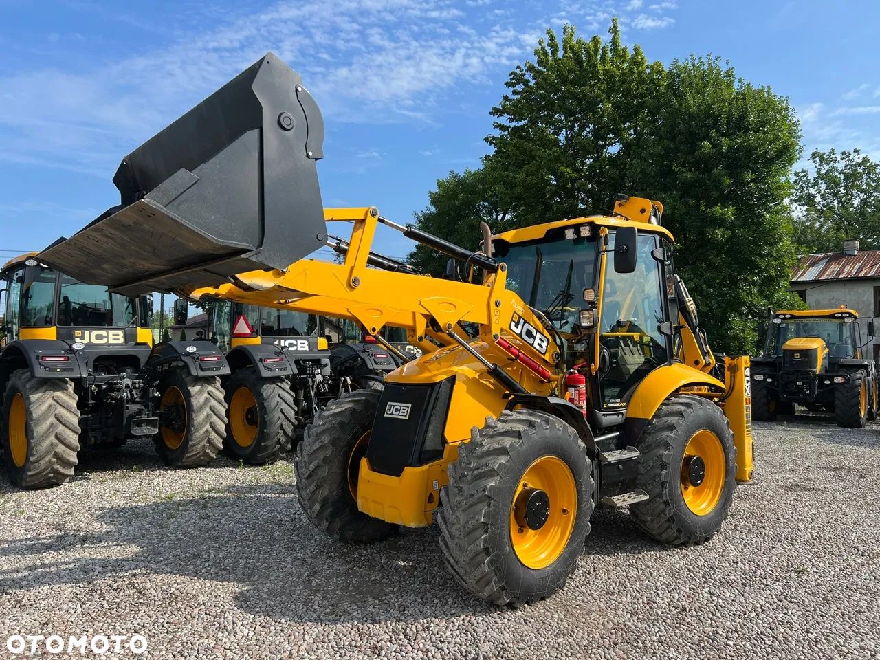 JCB 4CX PRO - 1