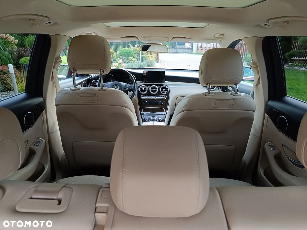 Mercedes-Benz GLC - 26