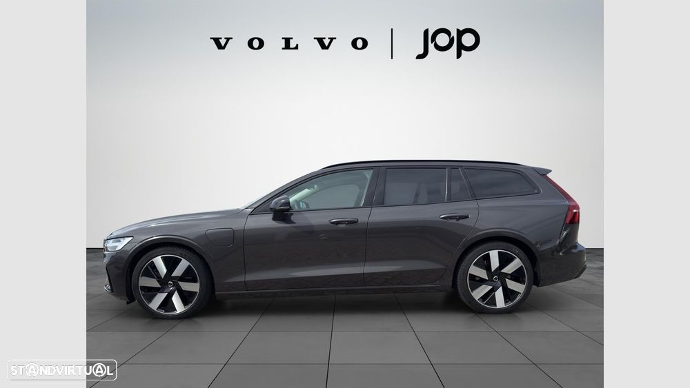Volvo V60 2.0 T6 AWD TE Plus Dark - 2