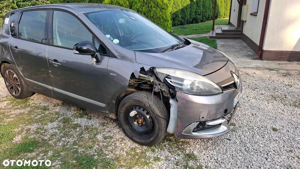 Renault Scenic - 8