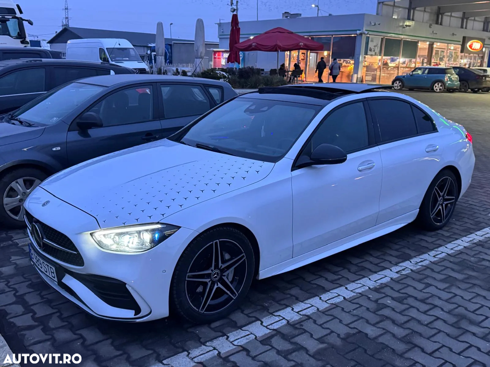 Mercedes-Benz C - 4