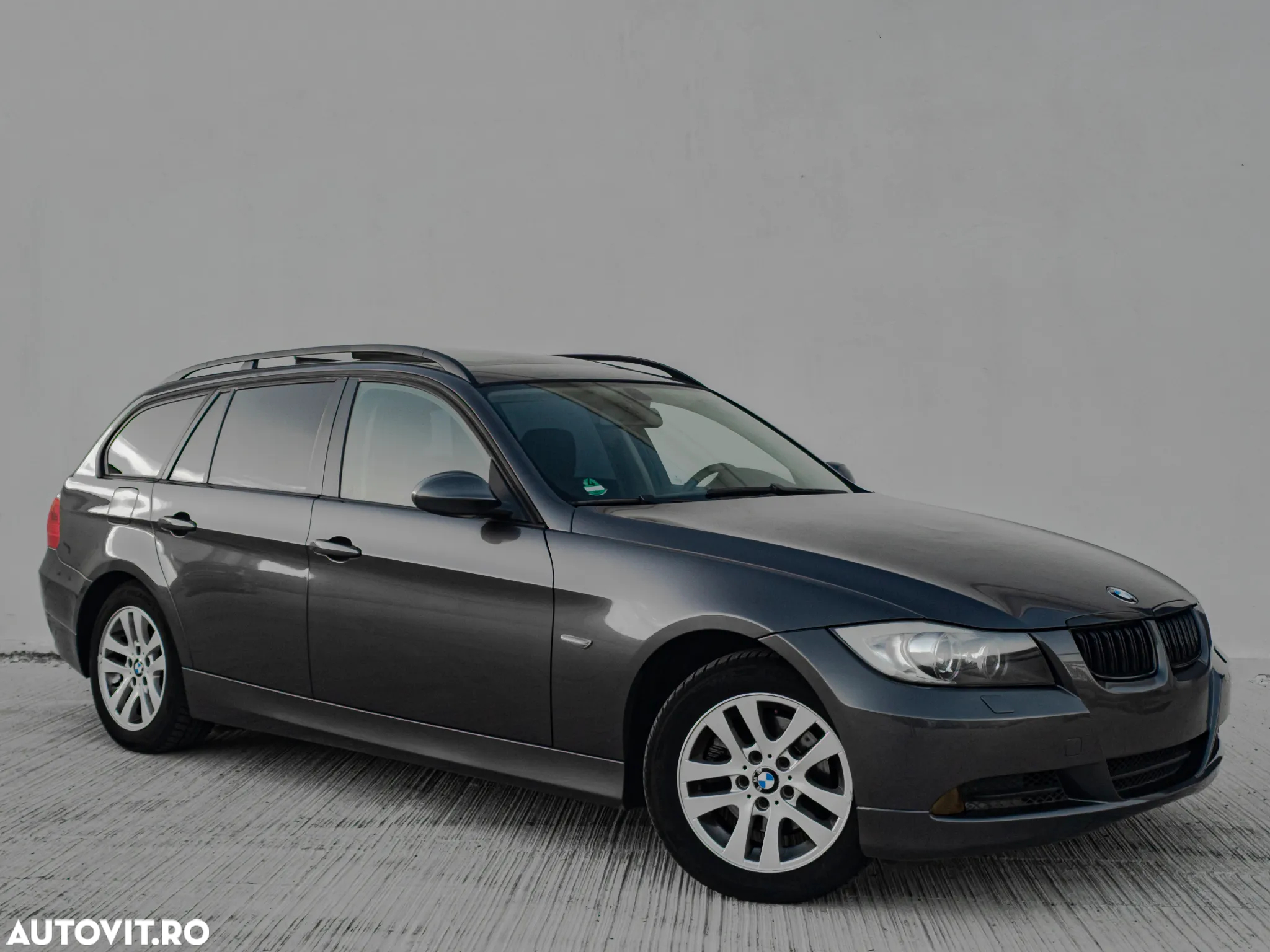 BMW Seria 3 320d DPF Touring Aut. Edition Fleet Exclusive - 3