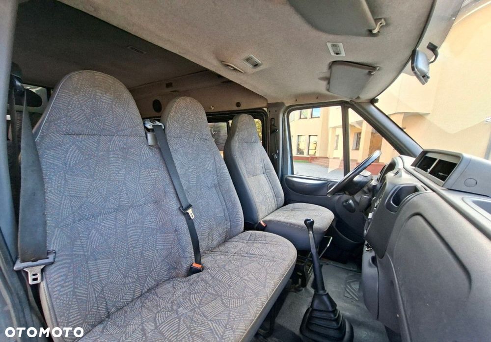 Ford Transit - 14