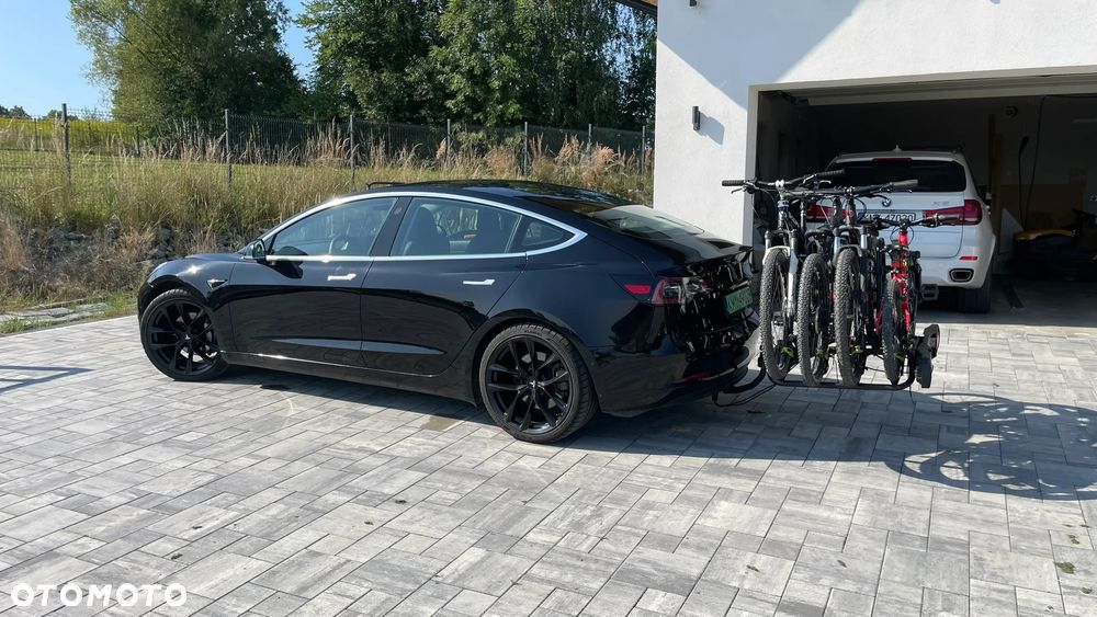 Tesla Model 3 - 16