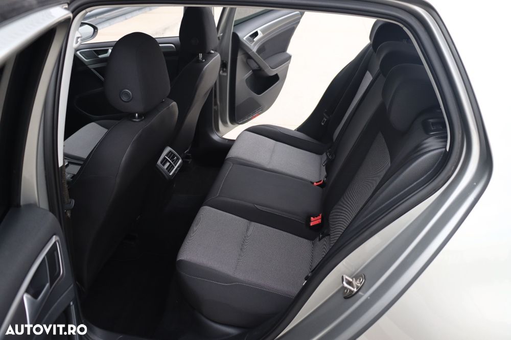 Volkswagen Golf 1.0 TSI Trendline - 16
