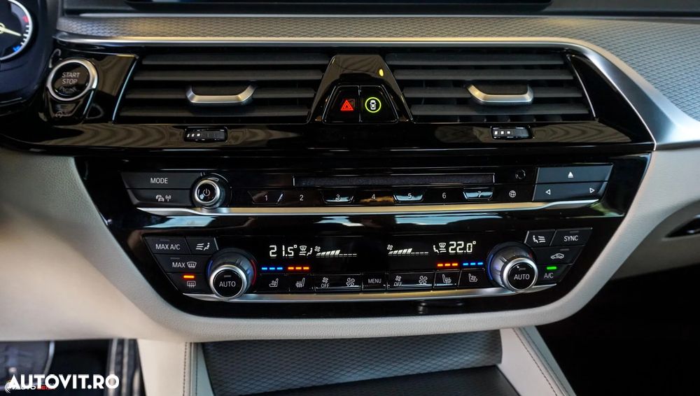 BMW Seria 5 530i xDrive AT - 14